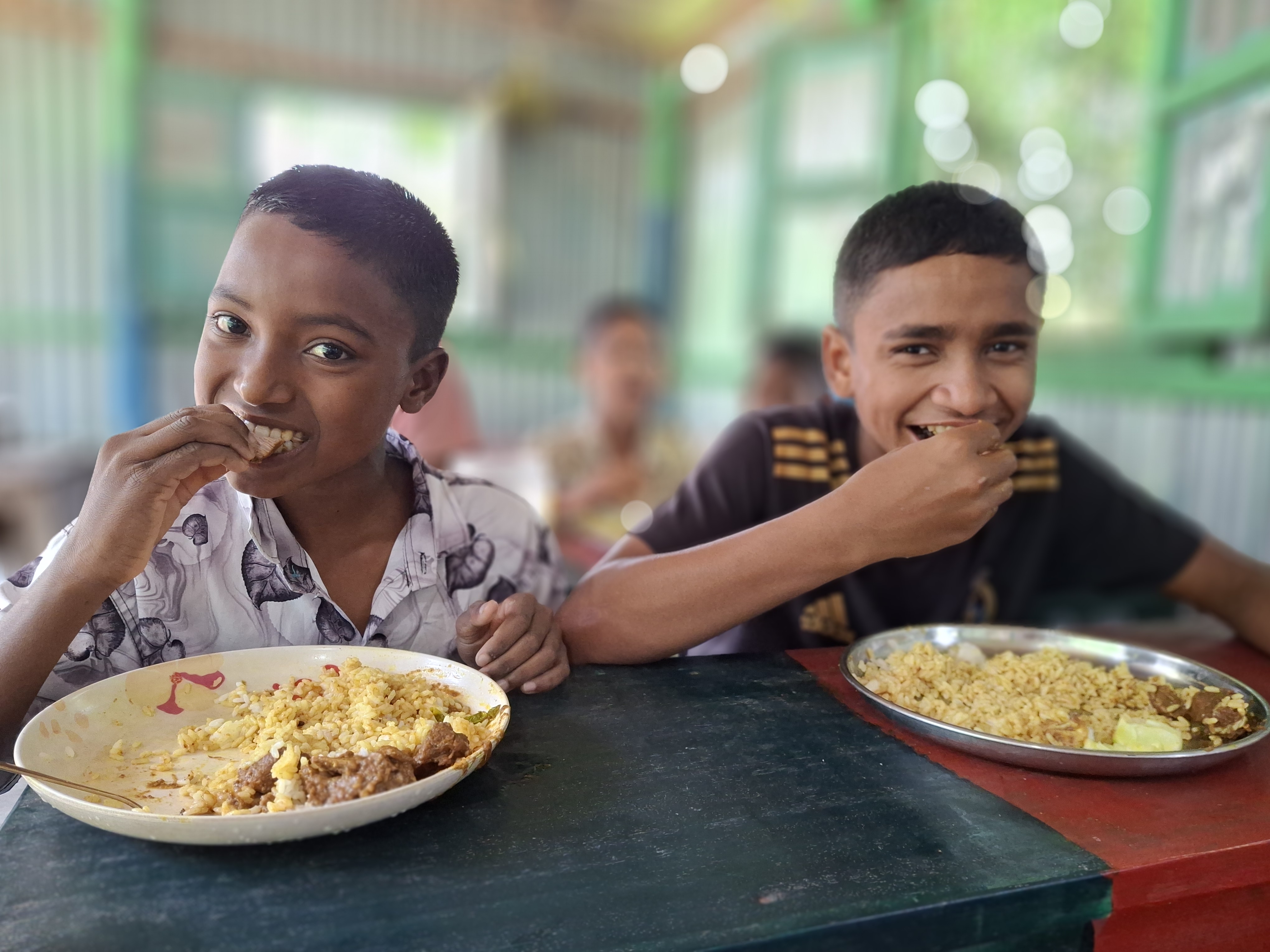 Give Orphan Children Food